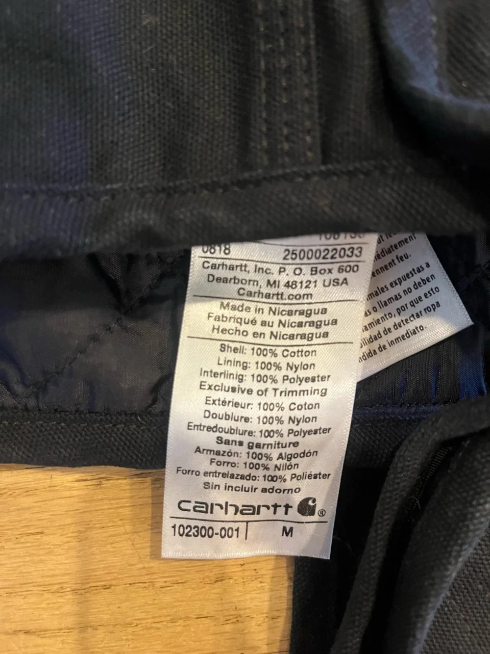 Carhartt Black Dog Insulated Jacket with Side Pockets, size medium